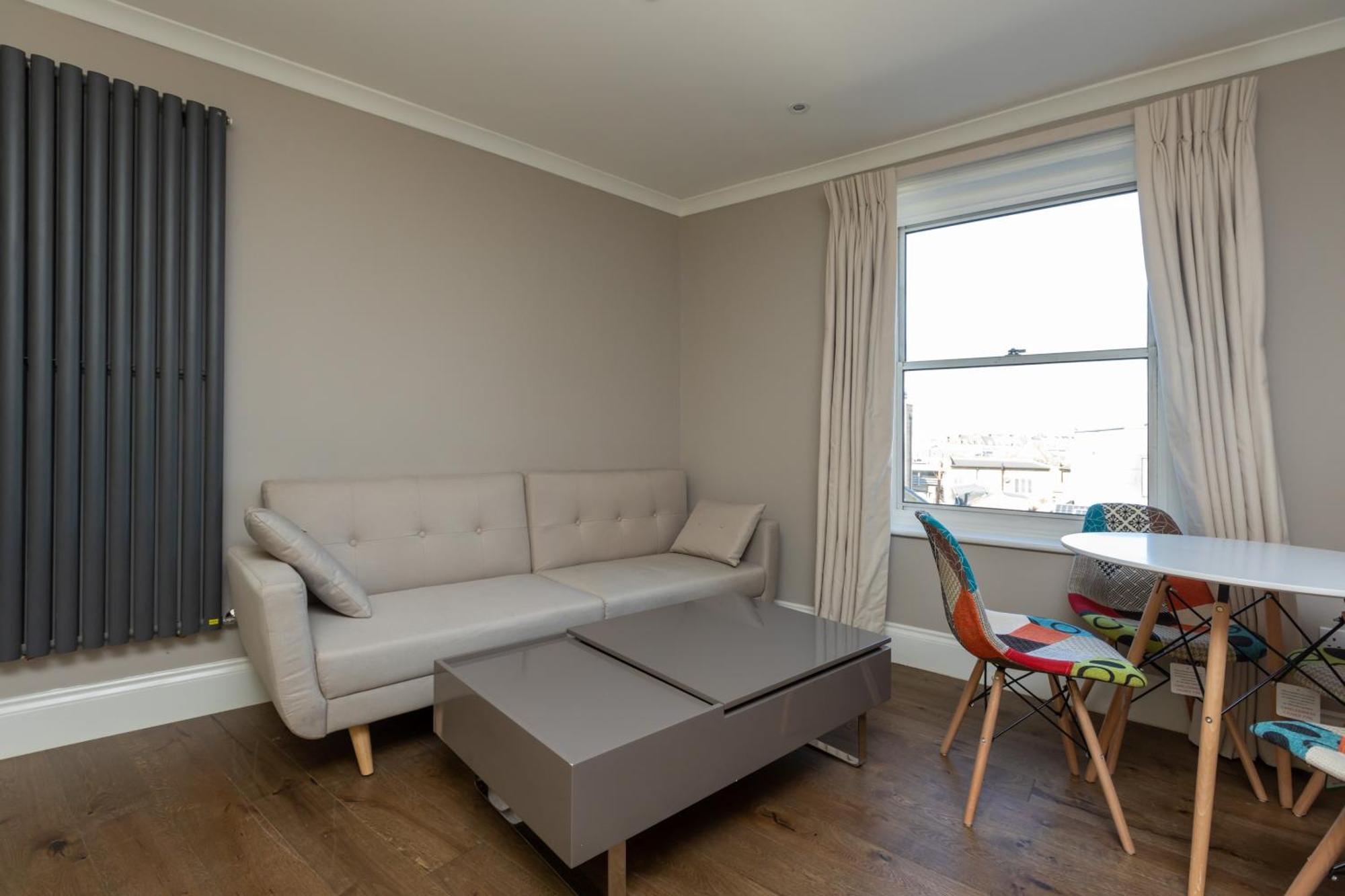 Апартаменты Spacious & Pristine 2Bd Flat - Balham Лондон Экстерьер фото